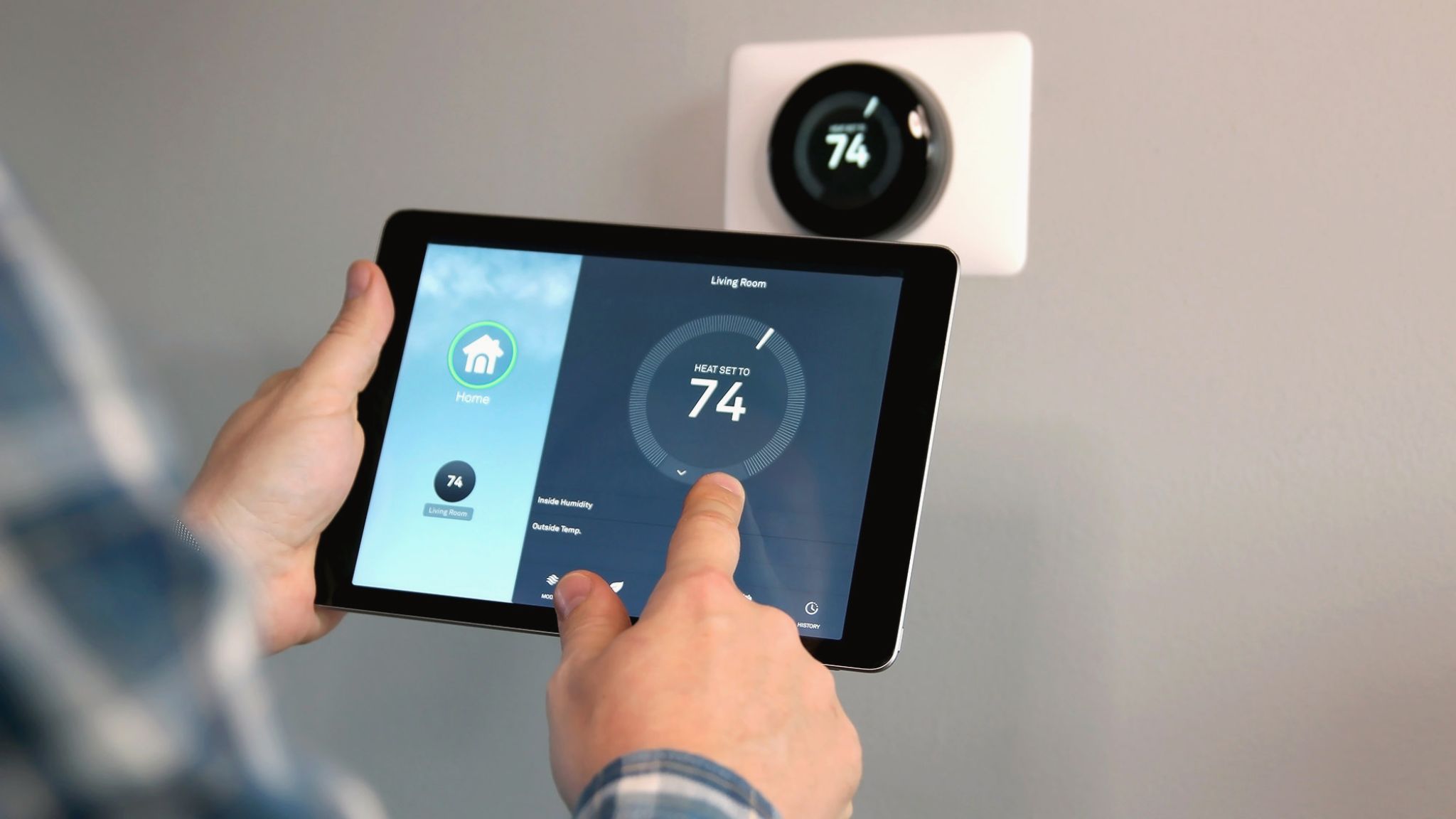 How to Use Thermostat for Cooling in the UAE