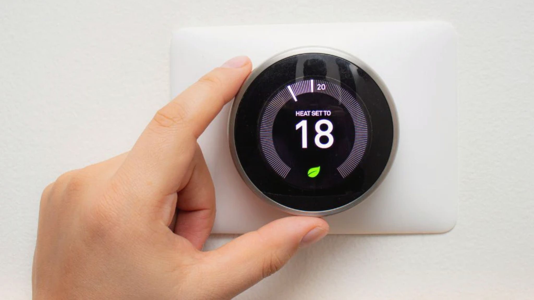 7 Thermostat Mistakes That Are Raising Your Electricity Bill